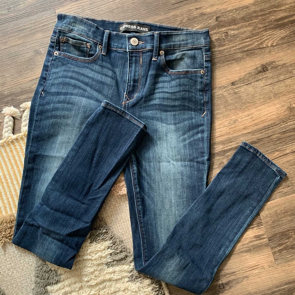 Express Mid Rise “Legging” Skinny Jean Size 4